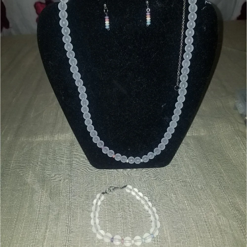 His&hers Unisex beaded set
